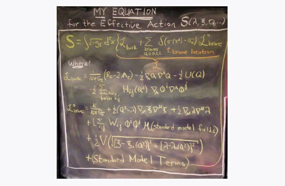 《星际穿越》黑板上的作用量方程