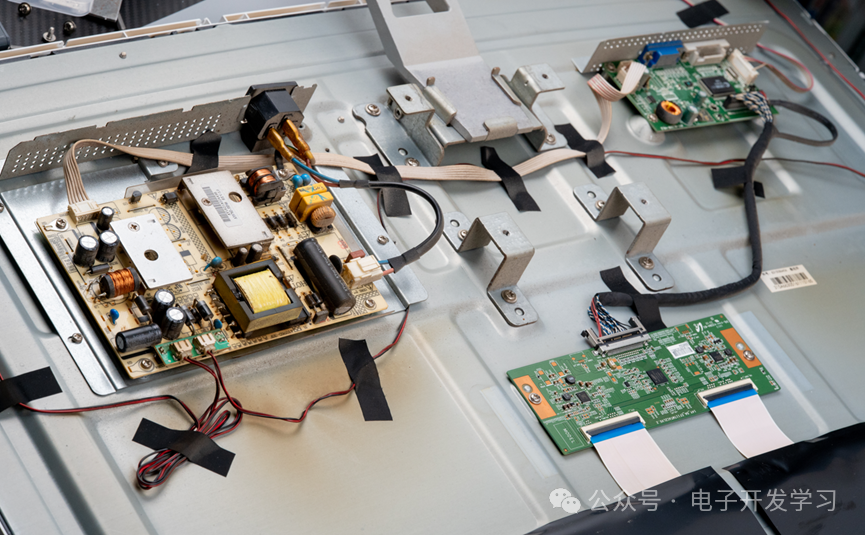 三块电路板分布