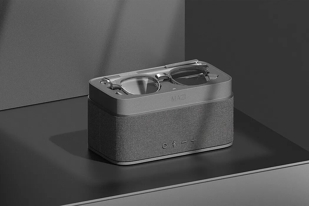 灰色长方体智能设备与眼镜