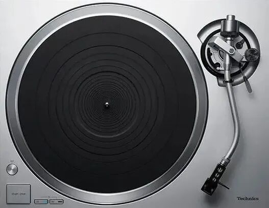 Technics 黑胶唱机