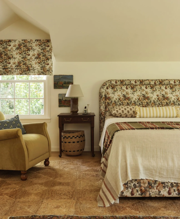 田园风格卧室与纹理地毯