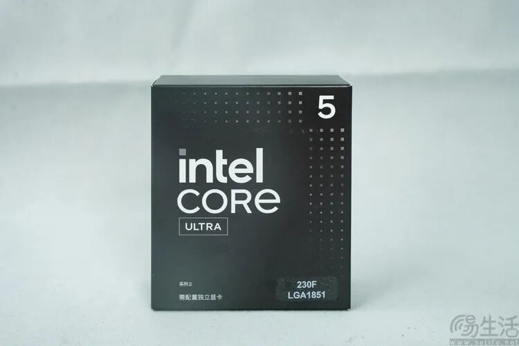 英特尔酷睿 Ultra 230F 处理器包装盒，黑色盒身标注需配置独立显卡和 LGA1851