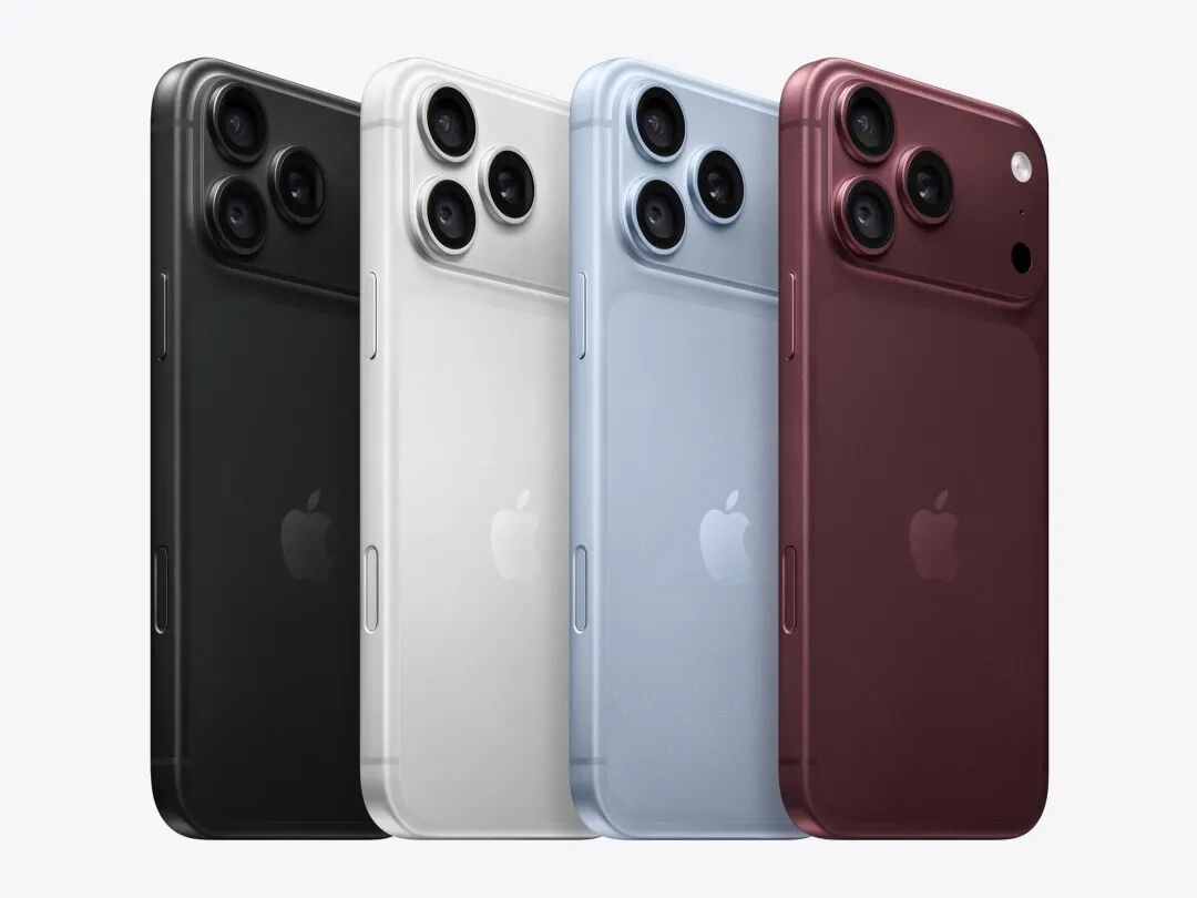iPhone 18 Pro 系列四款配色背面外观展示