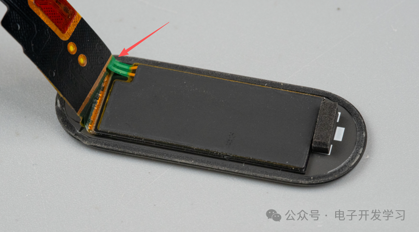 小米手环5屏幕背面黑色贴纸