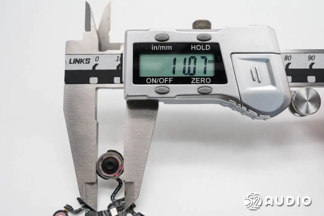 实测低音单元直径约11mm