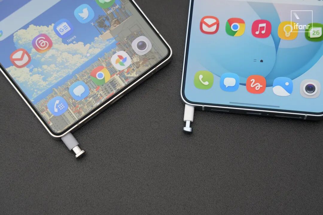 One UI 桌面与多任务界面展示