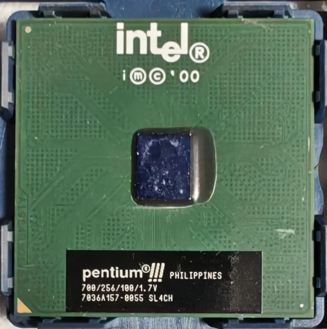 Coppermine Pentium III 700处理器