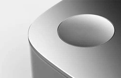 银色金属质感的设备局部特写