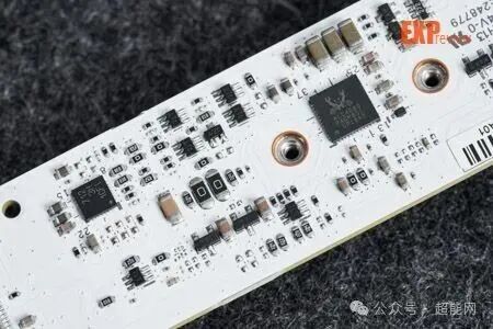 主板PCB细节特写