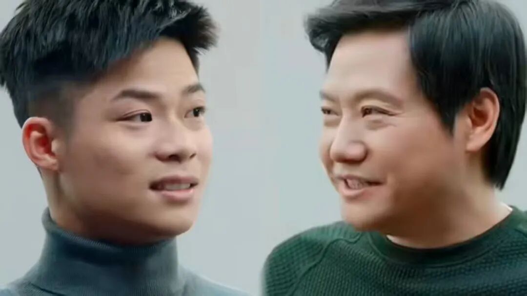 雷军与苏炳添交谈