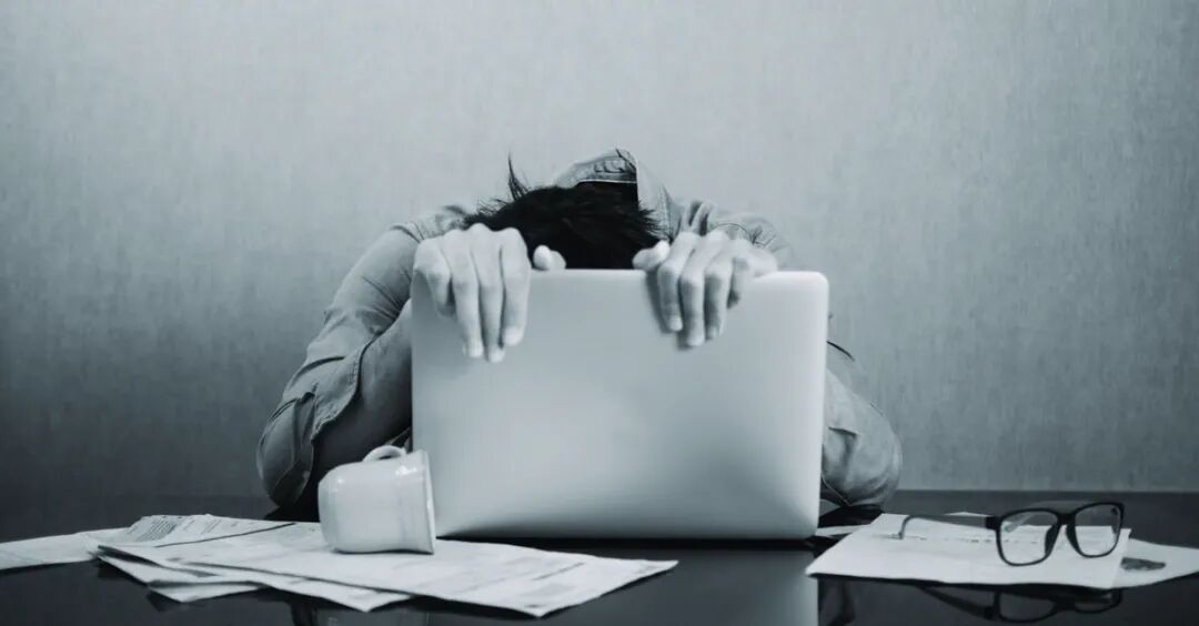 工作压力与疲惫示意图