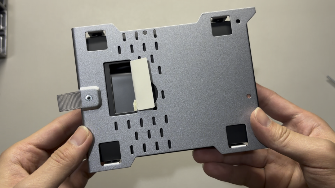 手拿设备金属外壳框架