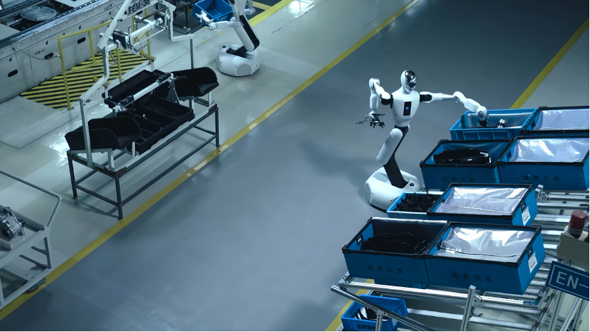 GalBot在机场捡货