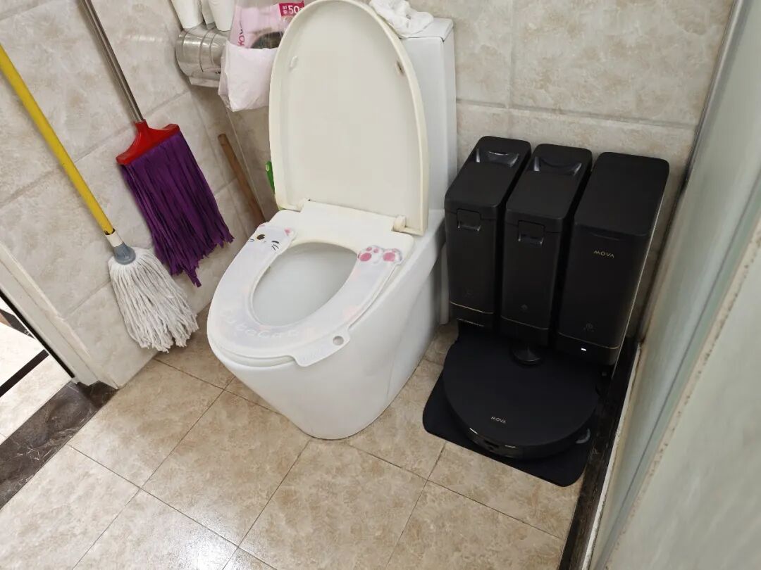 Mova Z60S基站安装在卫生间角落