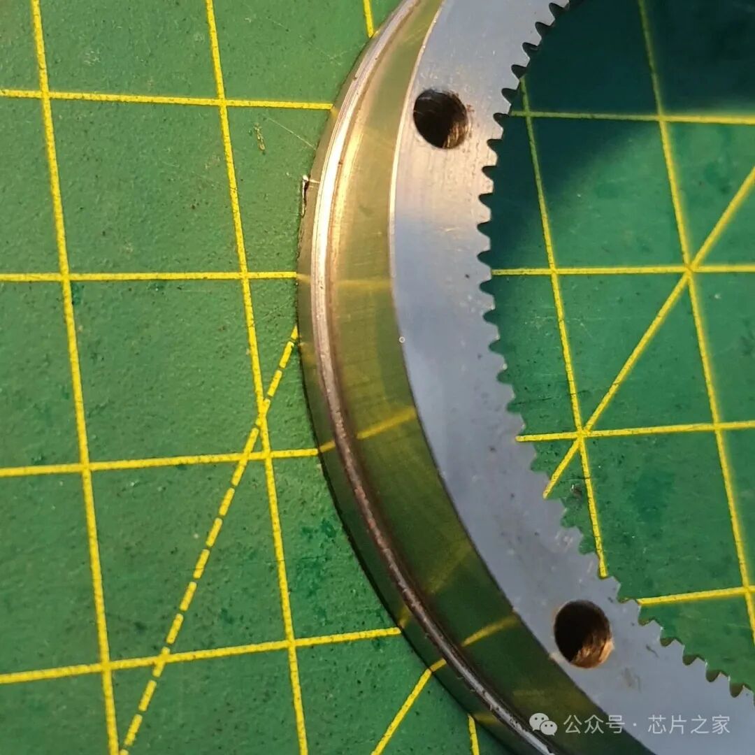 齿轮状零件特写