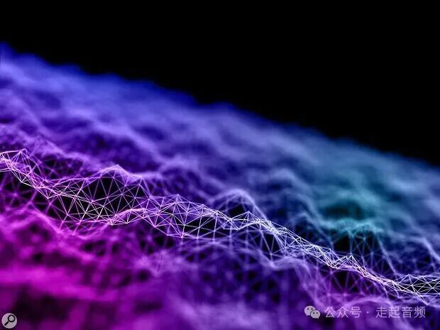 展示发光线条与节点构成的科技感网格结构