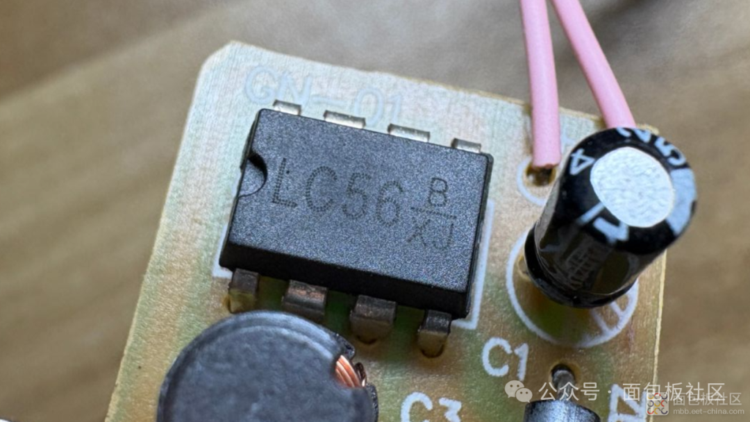 LC56芯片特写