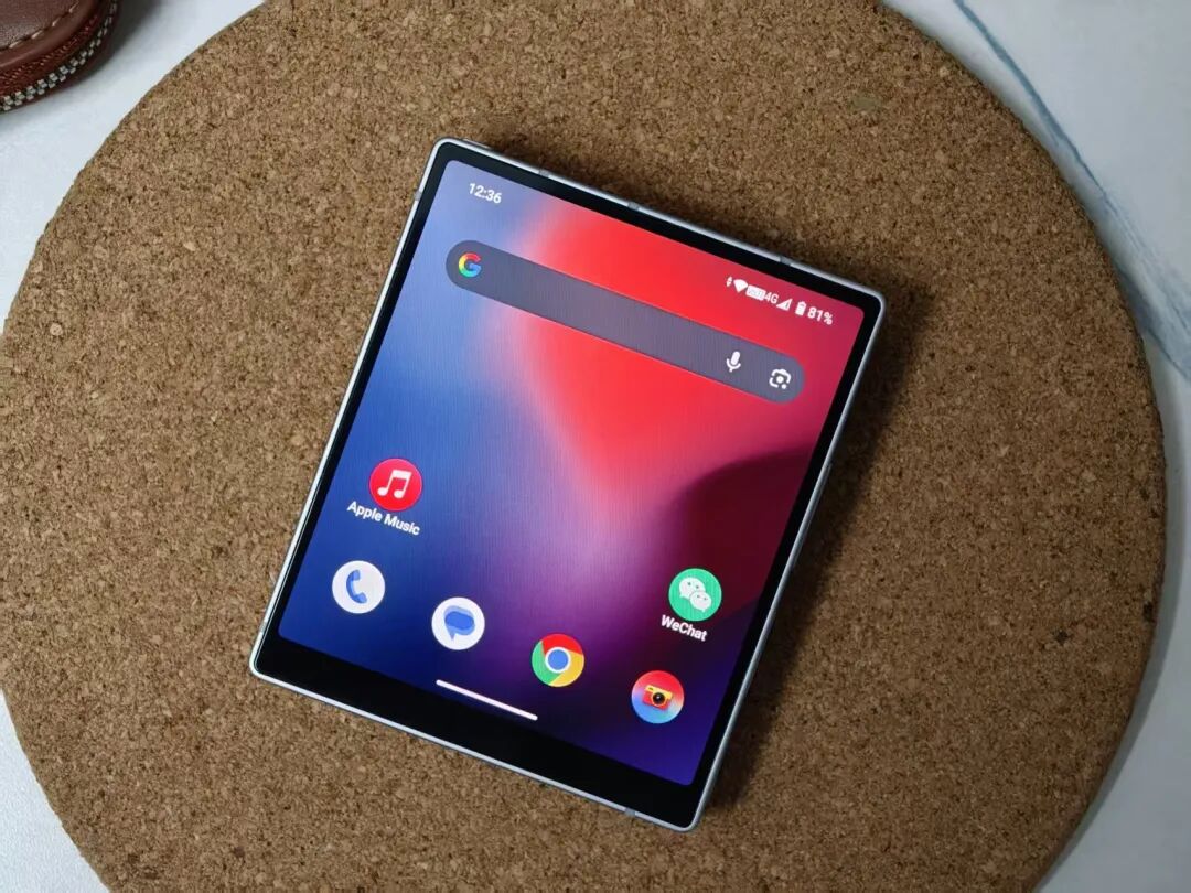 iKKO MindOne Pro折叠屏手机主界面