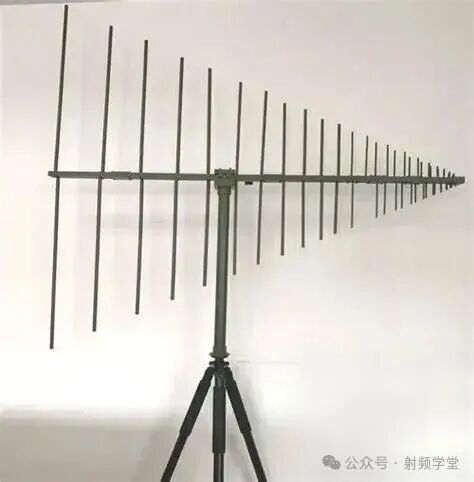 对数周期八木天线实物