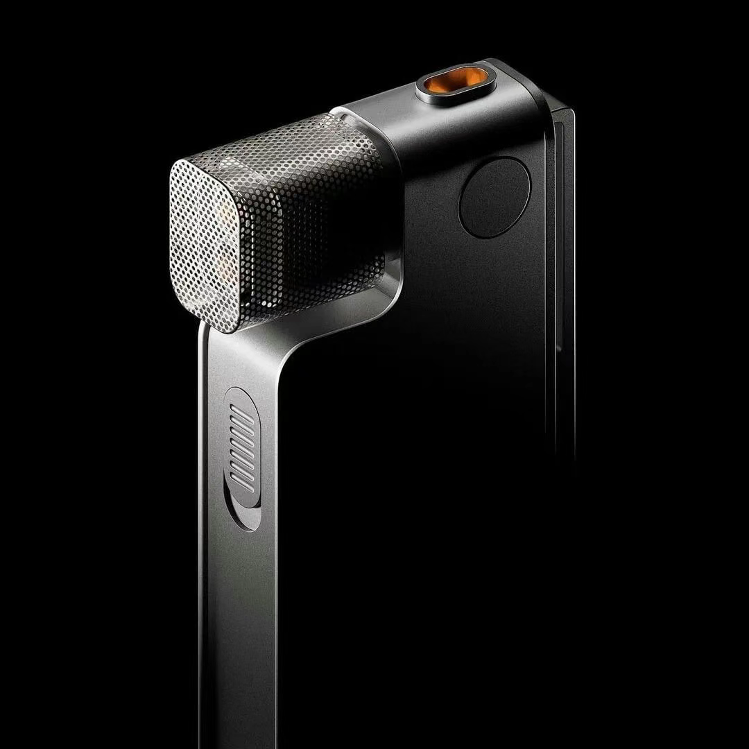 黑色现代麦克风设备特写