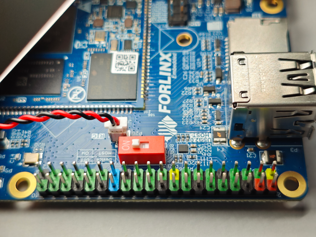 兼容树莓派40Pin的GPIO排针特写