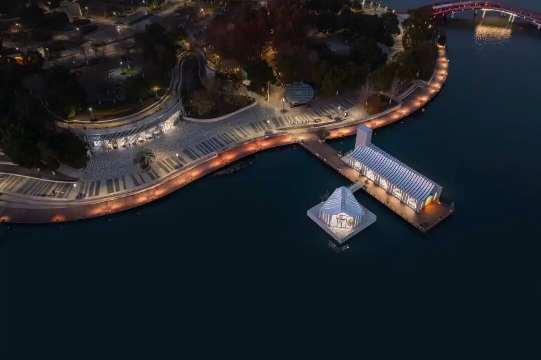 天鹅湖礼堂夜景鸟瞰图