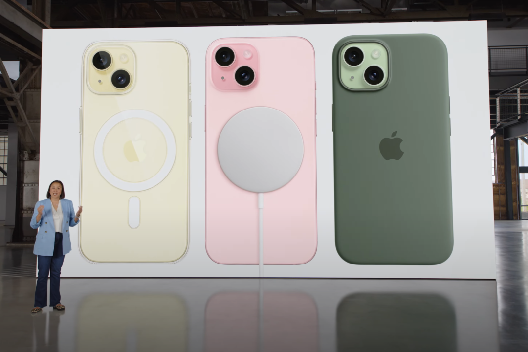 发布活动中讲解三款iPhone磁吸配件的演示场景