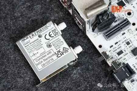 主板网络模块特写