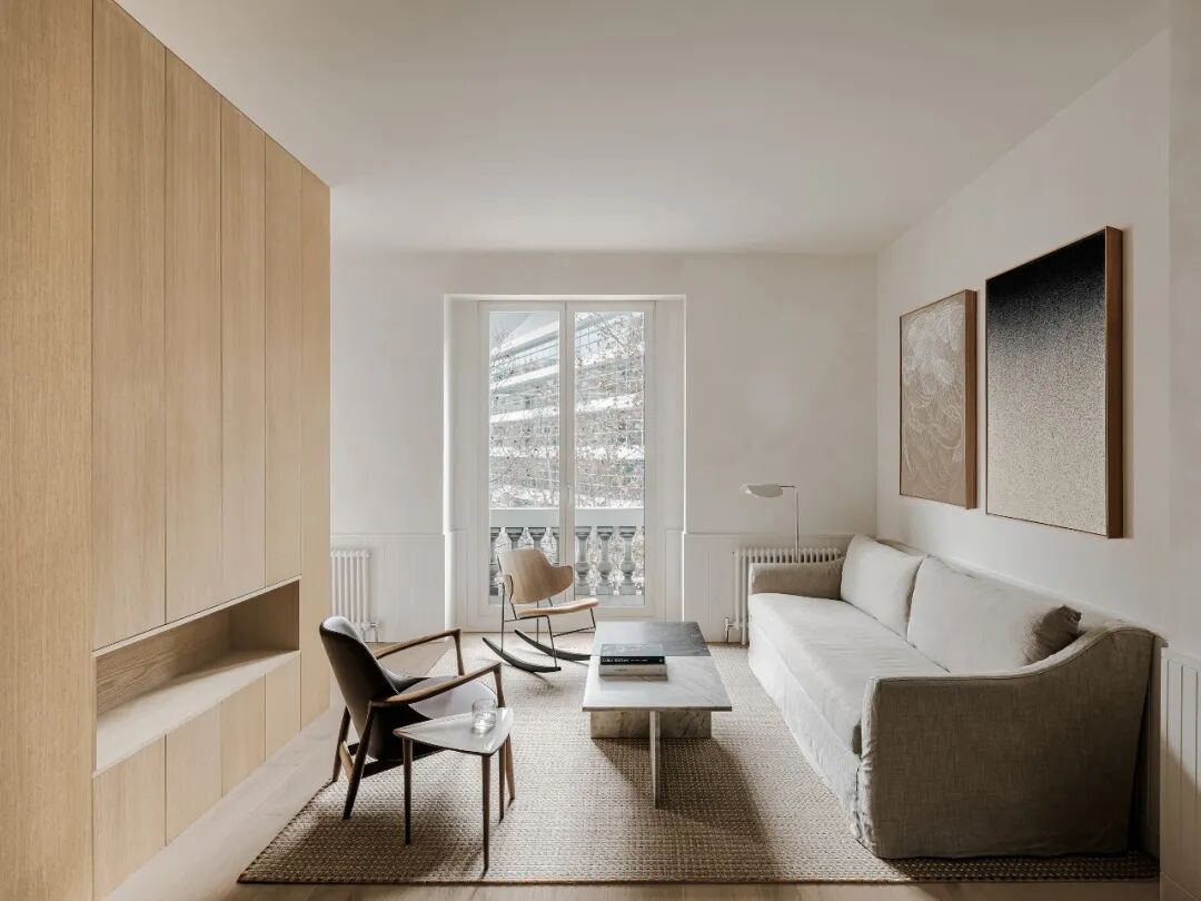 公寓内简约风格的休息区