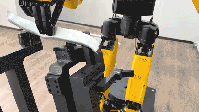 机器人进行金属弯曲加工