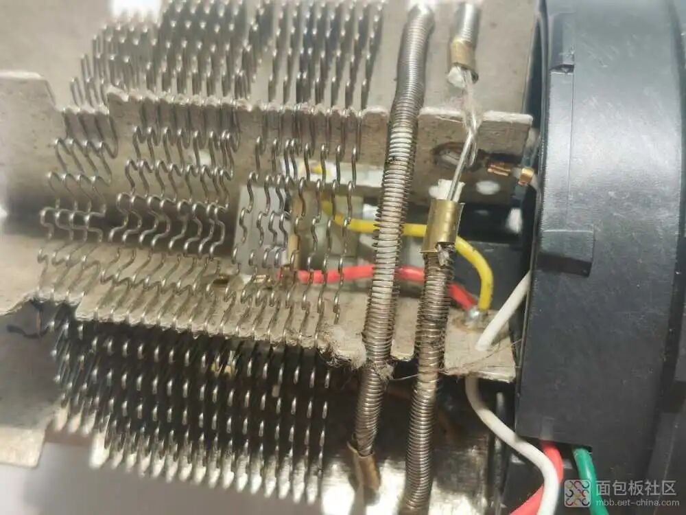 KSD温控器在发热丝风道中的布置