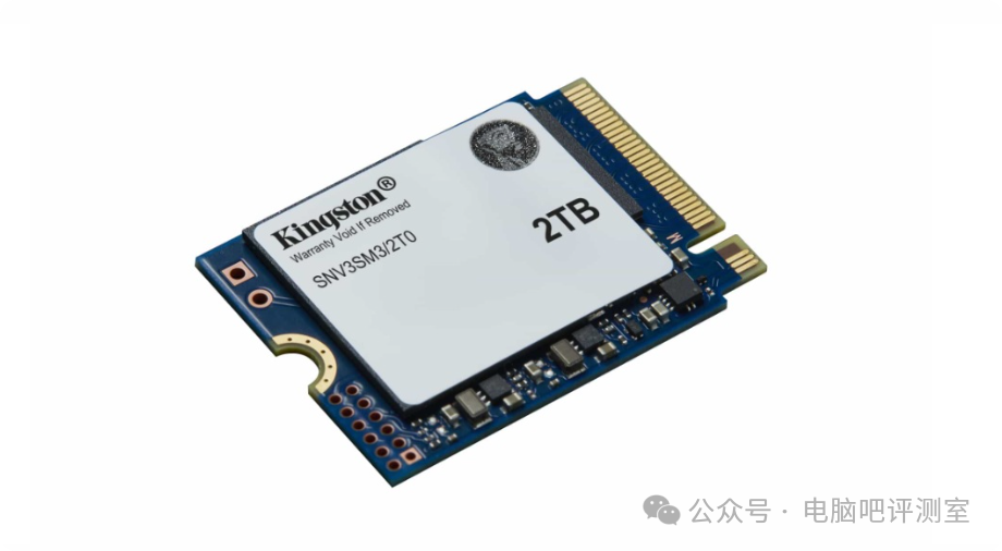 金士顿2TB M.2 NVMe固态硬盘产品图，蓝色PCB与白色标签，标示SNV3SM3/2T0
