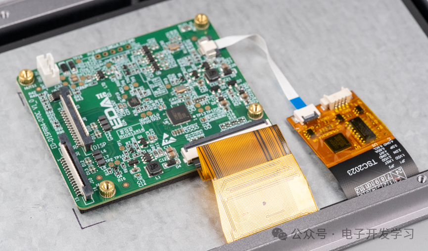 LCD与触摸屏排线