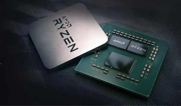 AMD Ryzen处理器特写，银色保护盖与绿色PCB基板，凸显产品质感