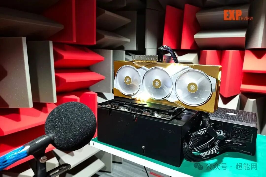 用于噪音测试的显卡安装环境图