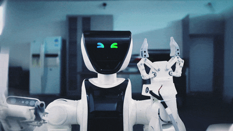 机器人操作洗衣机控制面板的特写画面