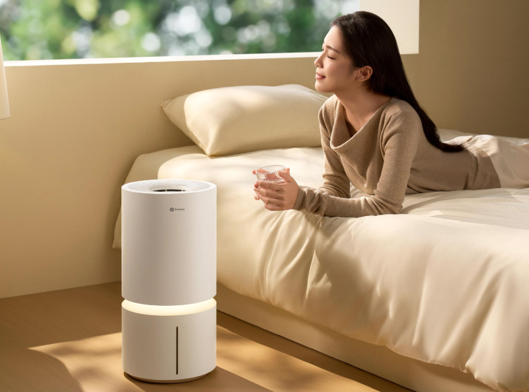 无雾纯加湿器在卧室营造舒适氛围