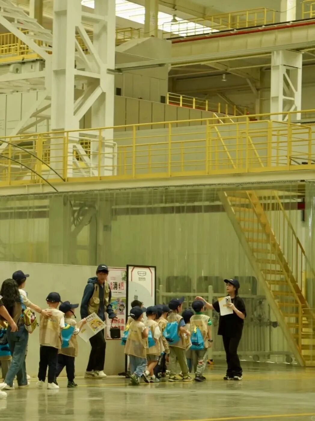 吉利汽车工厂研学活动