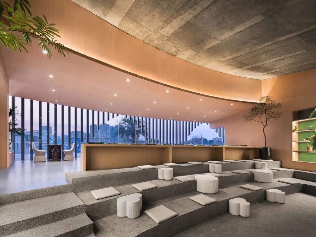 湖畔餐吧下沉阶梯舞台