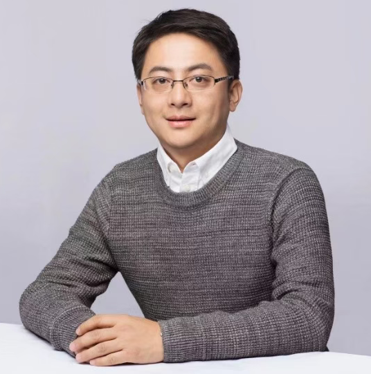 斜跃智能董事长兼CTO陈伟肖像