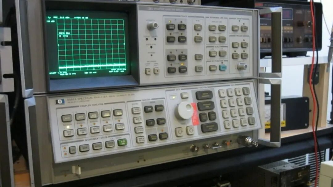 HP 8556B 频谱分析仪