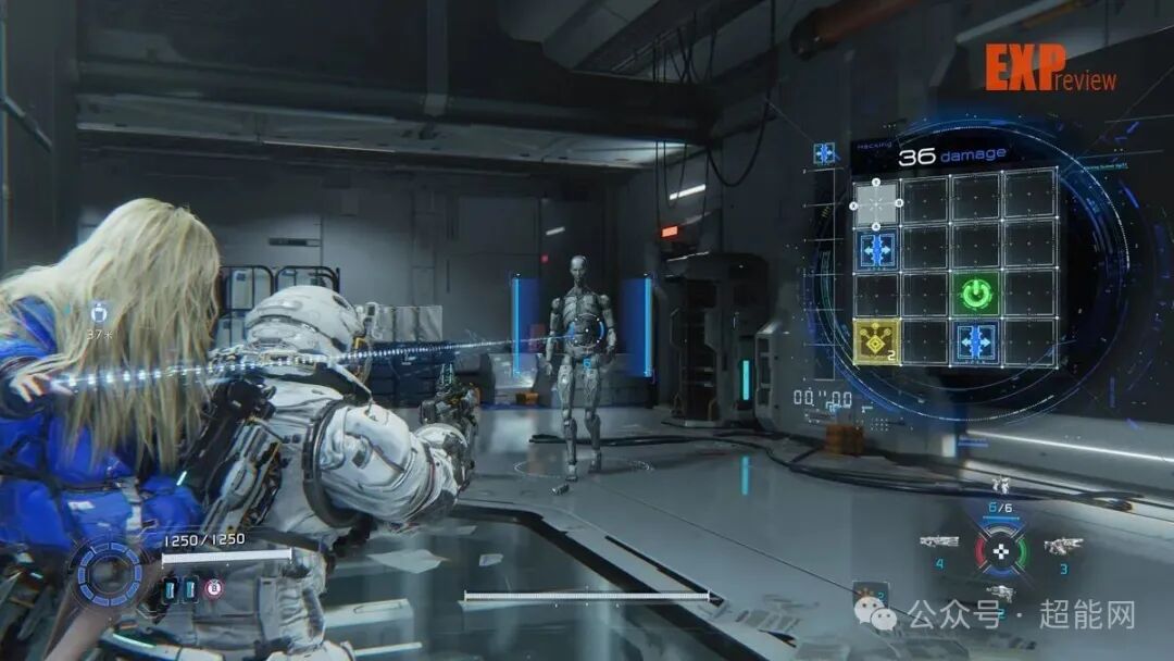 游戏内战斗截图，金发角色与宇航员在室内作战，画面精细