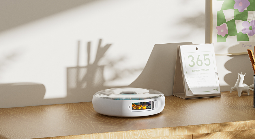 家居环境中的白色圆形扫地机器人与日历摆件