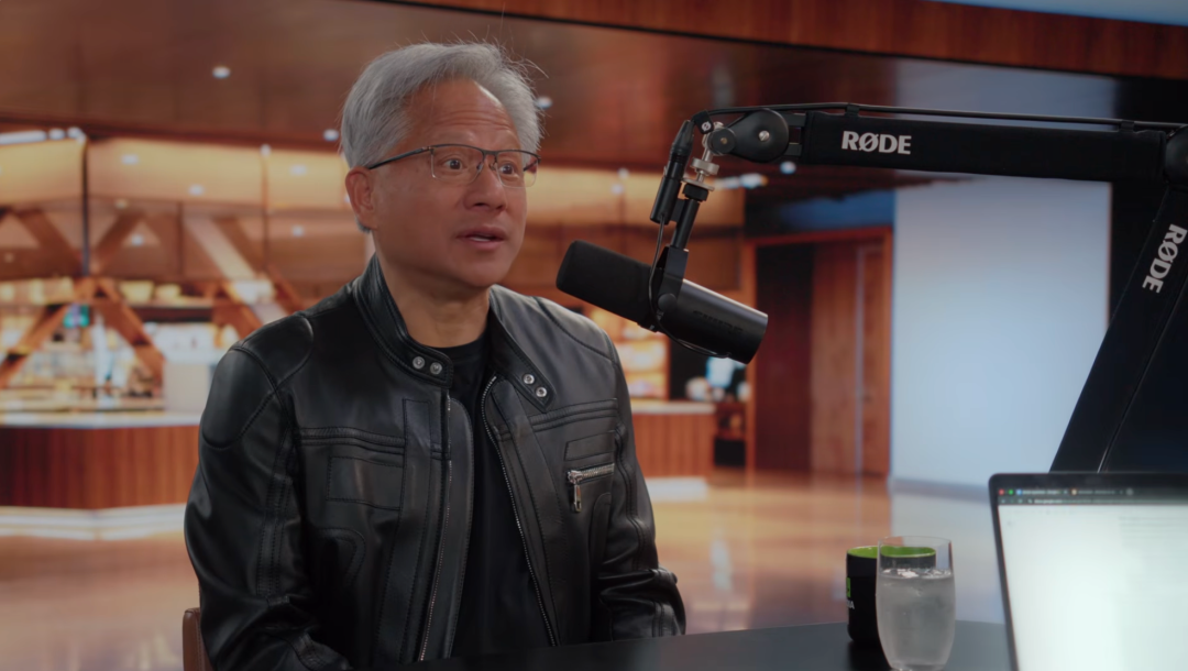 英伟达CEO黄仁勋接受访谈