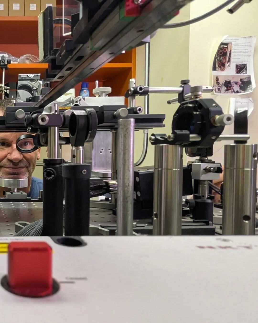 Oz系统实验装置与研究人员