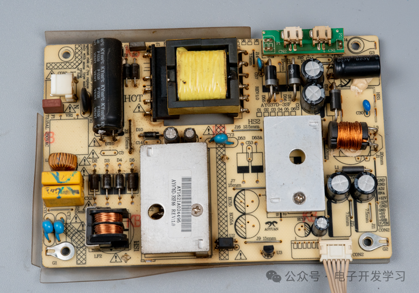 电源板细节