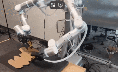 机械臂操作纸板