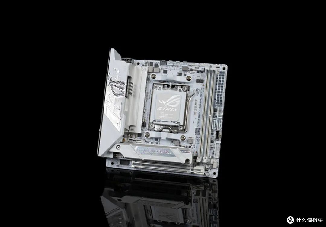 白色ROG STRIX B850-I主板正面特写