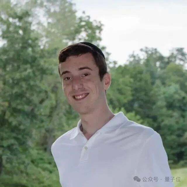 Judah Goldfeder 肖像