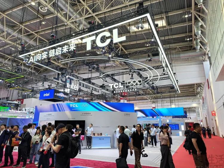 TCL展台AI主题全景